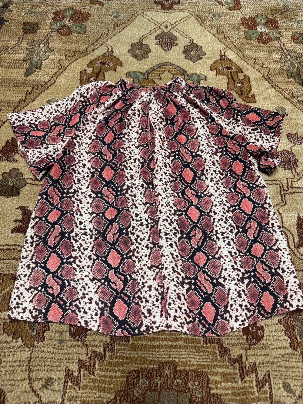 Sunday in Brooklyn snake print key hole blouse small
